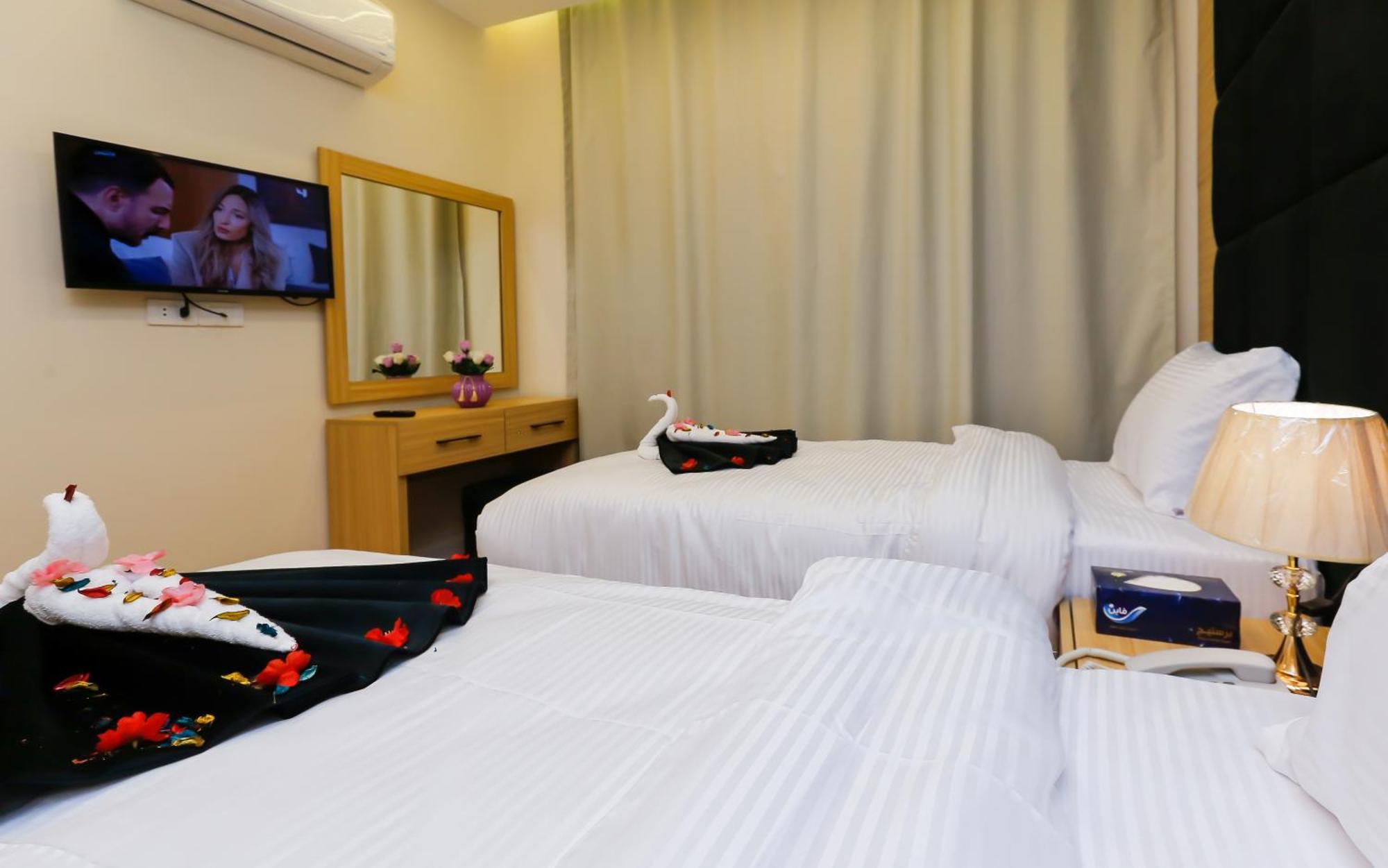 Rizk Pyramids View Hotel Kafrat al Jabal Exterior photo